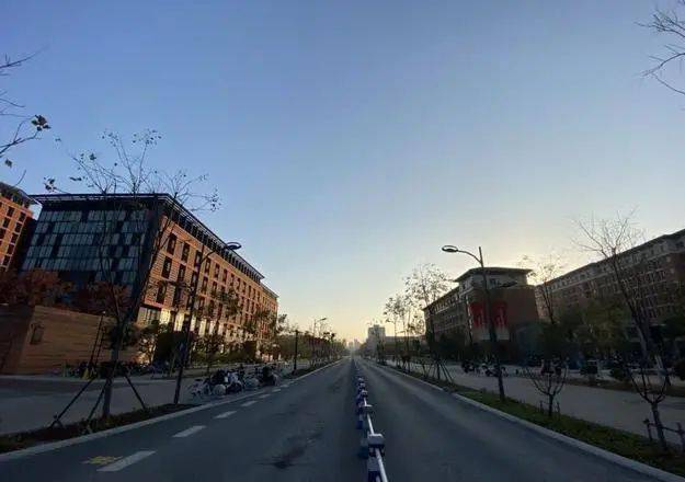 【深圳全市小区封闭管理】多地疫情出现大量感染者