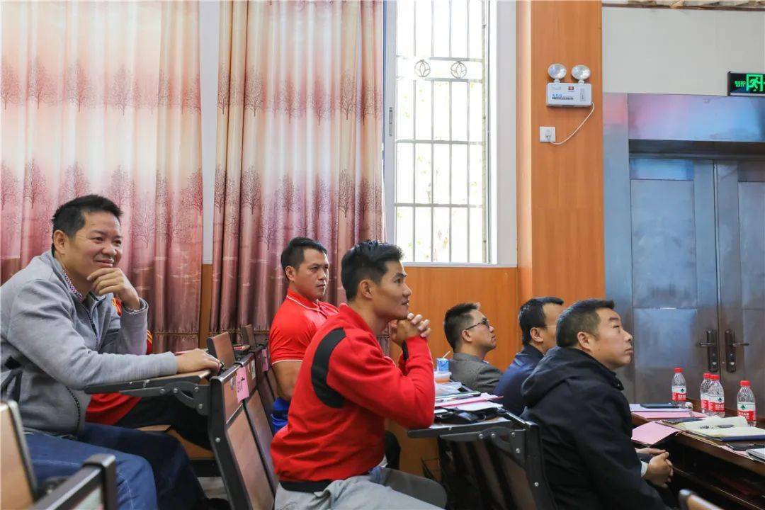 天成中学体育中考备考经验分享天成中学的吴思豪老师表示,首先老师们