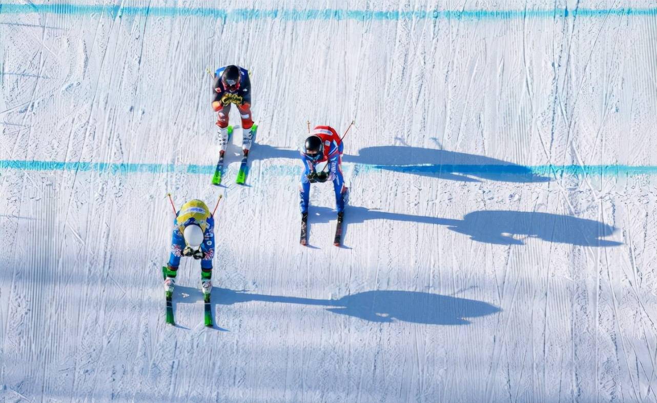选手|国际雪联自由式滑雪障碍追逐世界杯云顶决出冠军