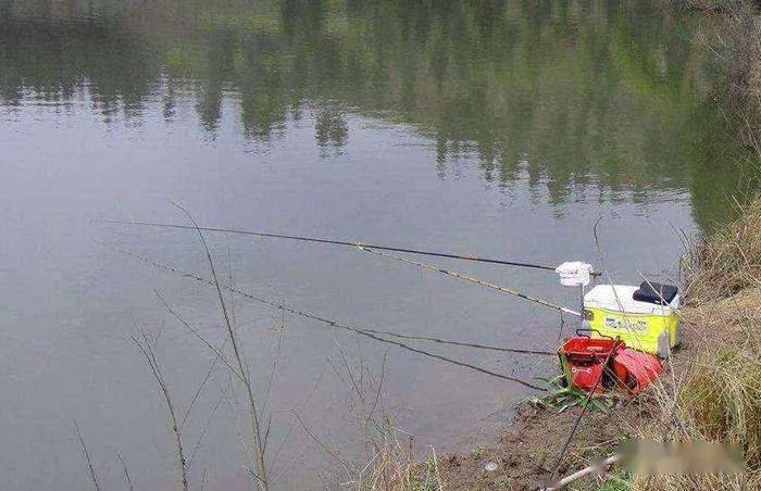 冬天怎么钓鲫鱼野河 cea00b2ccf5245e9833be3157cb0bc3f.jpeg