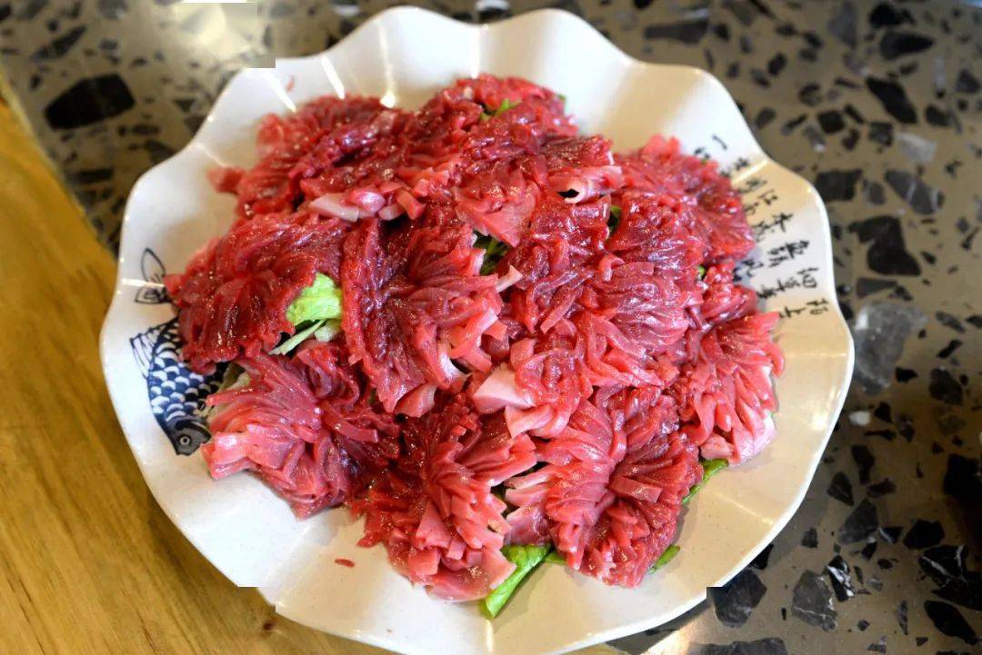 【美食】九襄这家用老木材装修的复古火锅店开业放大招,全场酬宾,进店