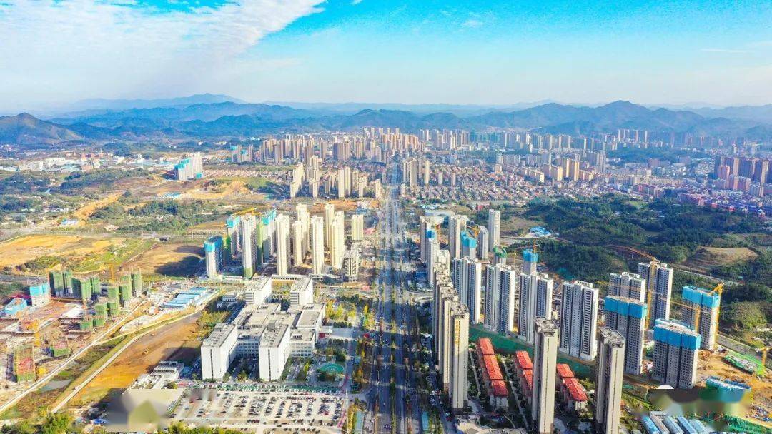 推动浏阳市城区扩容提质,高标准打造金阳新城