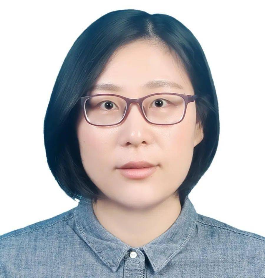 优秀统计人胡婷婷青春有你与你同行