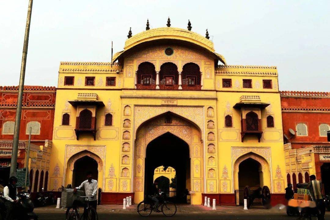 七年前的今天,我继续在南印度喀拉拉邦的山城慕纳尔旅行.