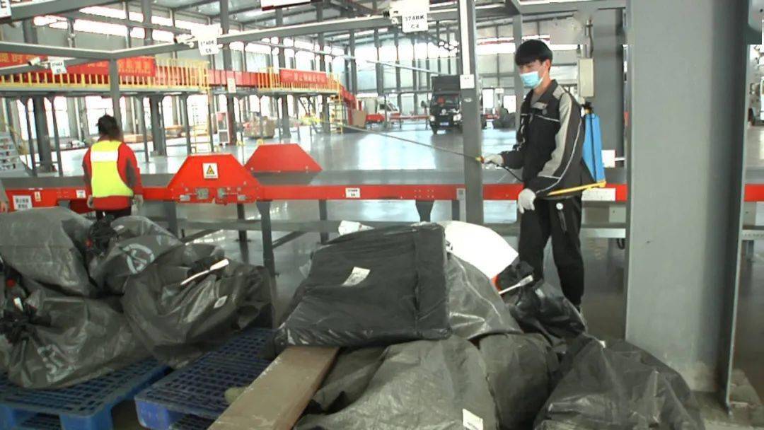 快递怎么分拨的 415d3f8c4a254c6dbf25ae981041d2a9.jpeg