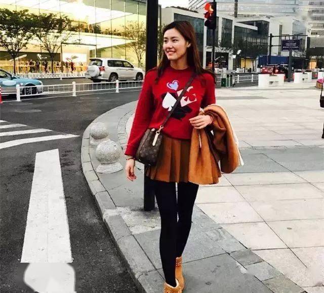 1米76中国泳坛第一美女,颜值远超傅园慧,网友称美的有点过分