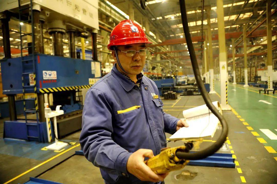 记徐工铲运机械事业部安全管理员 王永元