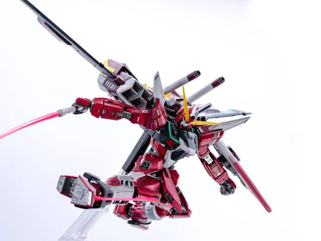 细节多而不乱mg无限正义精致改造涂装