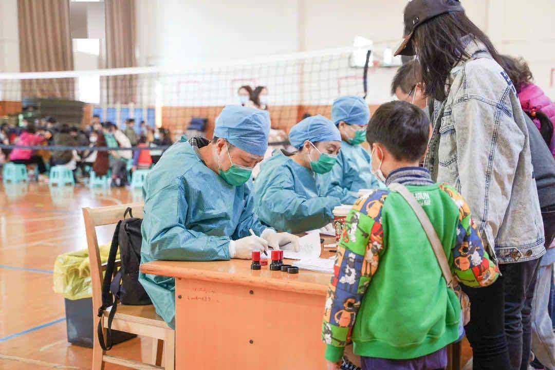 疫苗|上海宝山6至11岁人群新冠疫苗第二针接种工作有序开展