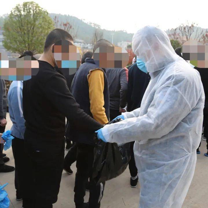 直击疫情中的新犯收押工作