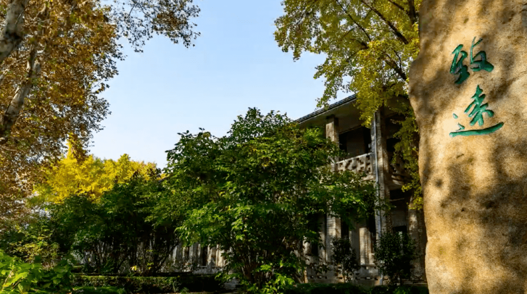 松江二中的秋天是你熟悉的那种美吗