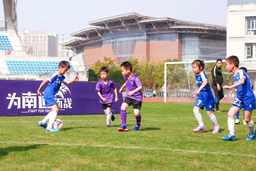 校园足球如皋市丁堰小学以足球为特色百年老校焕发新机