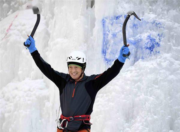 癌症|登顶珠峰的“无腿勇士”夏伯渝：一定要攀到我攀不动为止