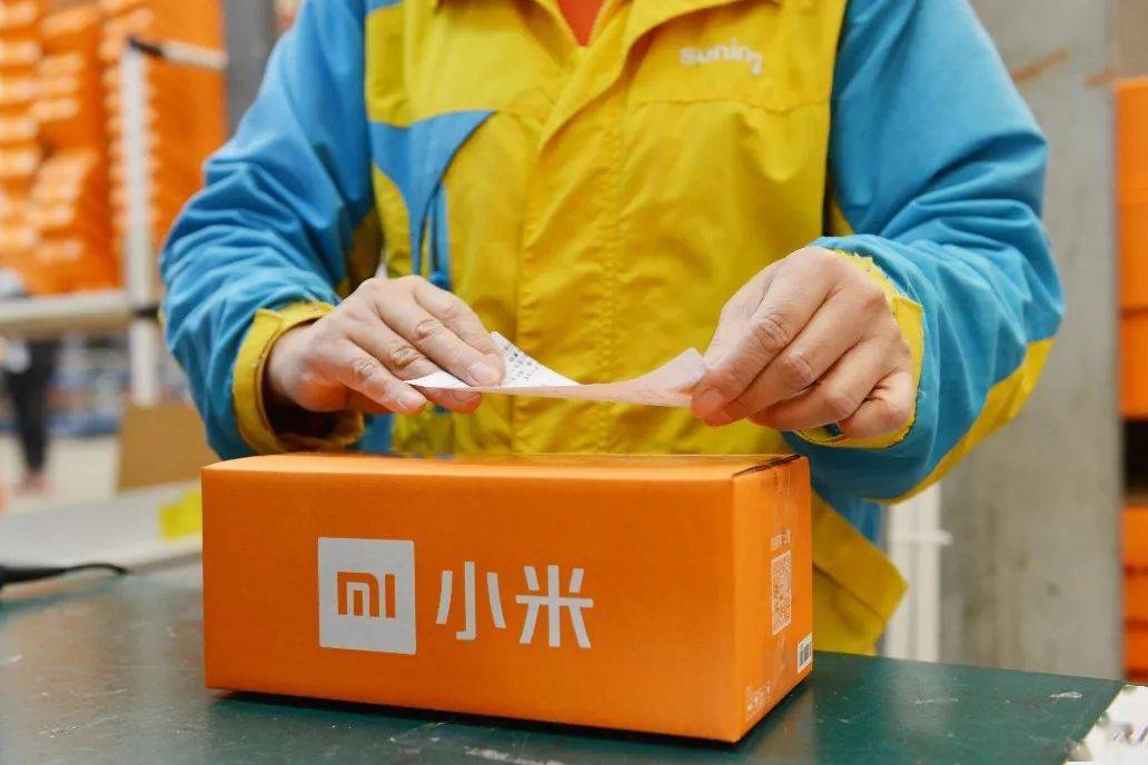 小米南京智慧仓启用一周年 苏宁易购物流拣选准确率达99.9%