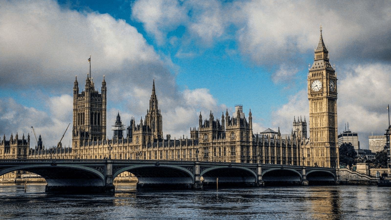 英帝国的殖民地那么分散,怎么成为全球帝国?英国并不是孤掌难鸣