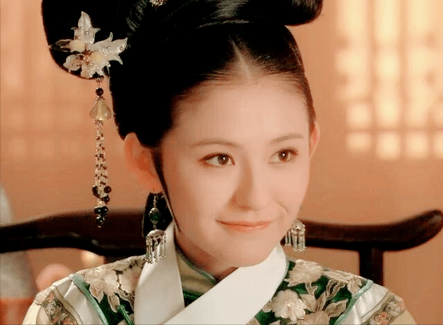 甄嬛传女演员最新作品颜值对比,孙俪略显老态,蔡少芬越活越年轻
