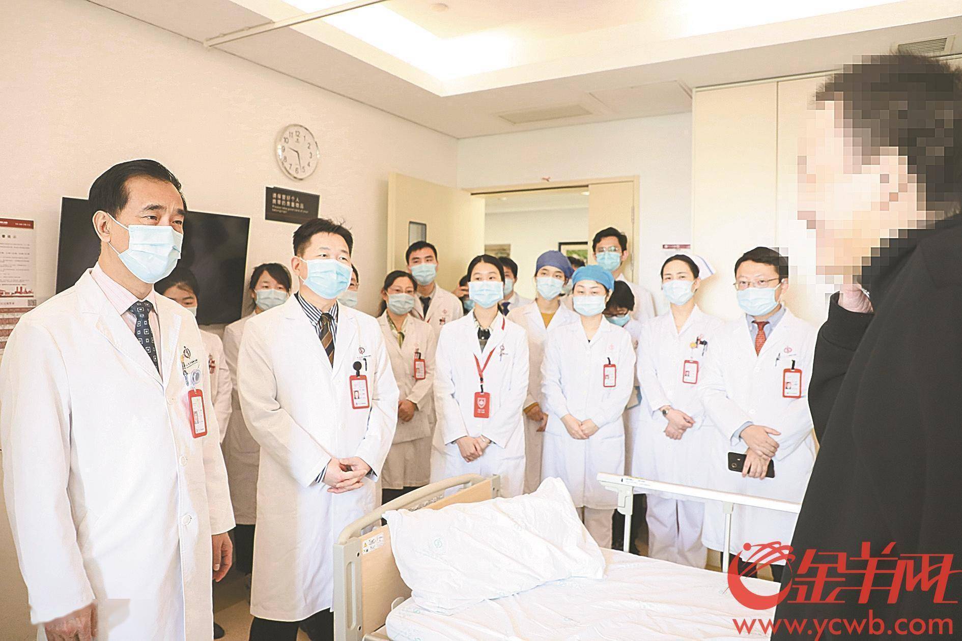 被患者家属谩骂威胁 医生坚持抢救生命最终感动患者_江洋_治疗_手术