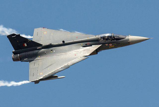 全球战机排行_瑞士媒体发布全球战机数据,美国优势明显,中国排名出乎意料