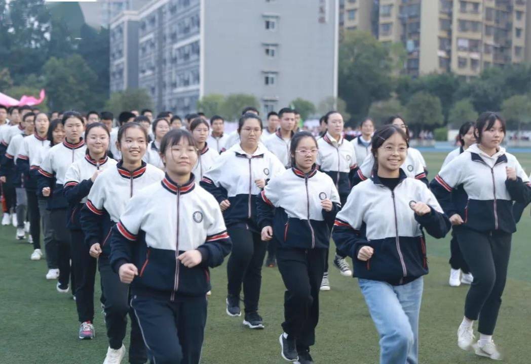 新生|西南大学附中开展系列活动 助力学生成长