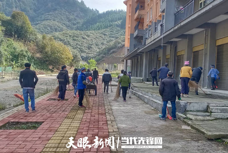 【我为群众办实事】册亨县双江镇:"1 1 1 n"提升集镇安置点搬迁群众