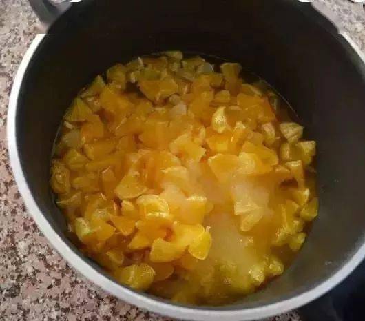 白糖|橘子皮竟然还能做这些，真后悔以前当垃圾丢了！