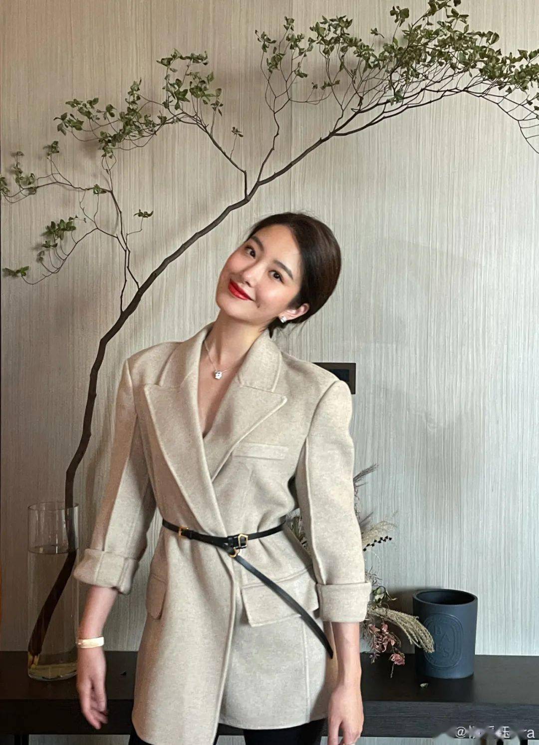 什么 四类“大姐姐风”穿搭，学会了撩人又迷人，气场增强100倍！