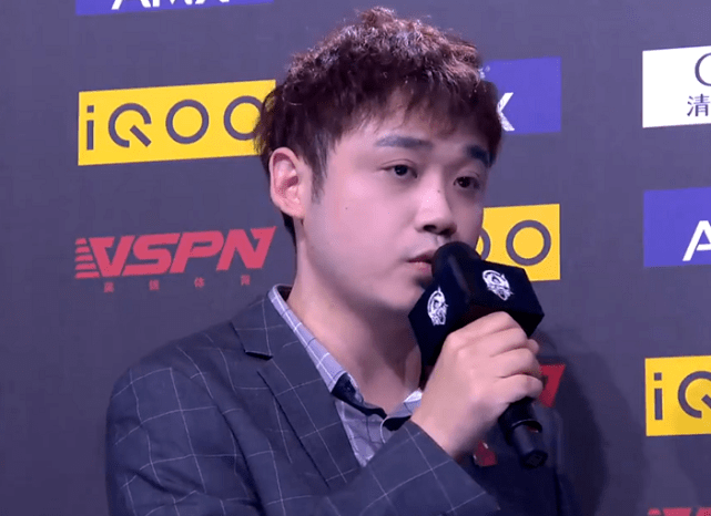 ag不敌rw止步季后赛,月光官博彻底沦陷,教练组工资全被扣除_比赛_玩家