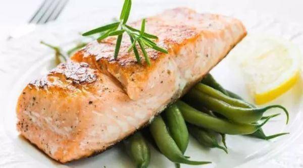 限制|【健康】不吃晚饭，可能只有这一个好处