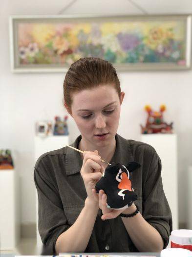 法国女孩成中国文化"铁粉"!魏无瑕:我上辈子可能是中国人