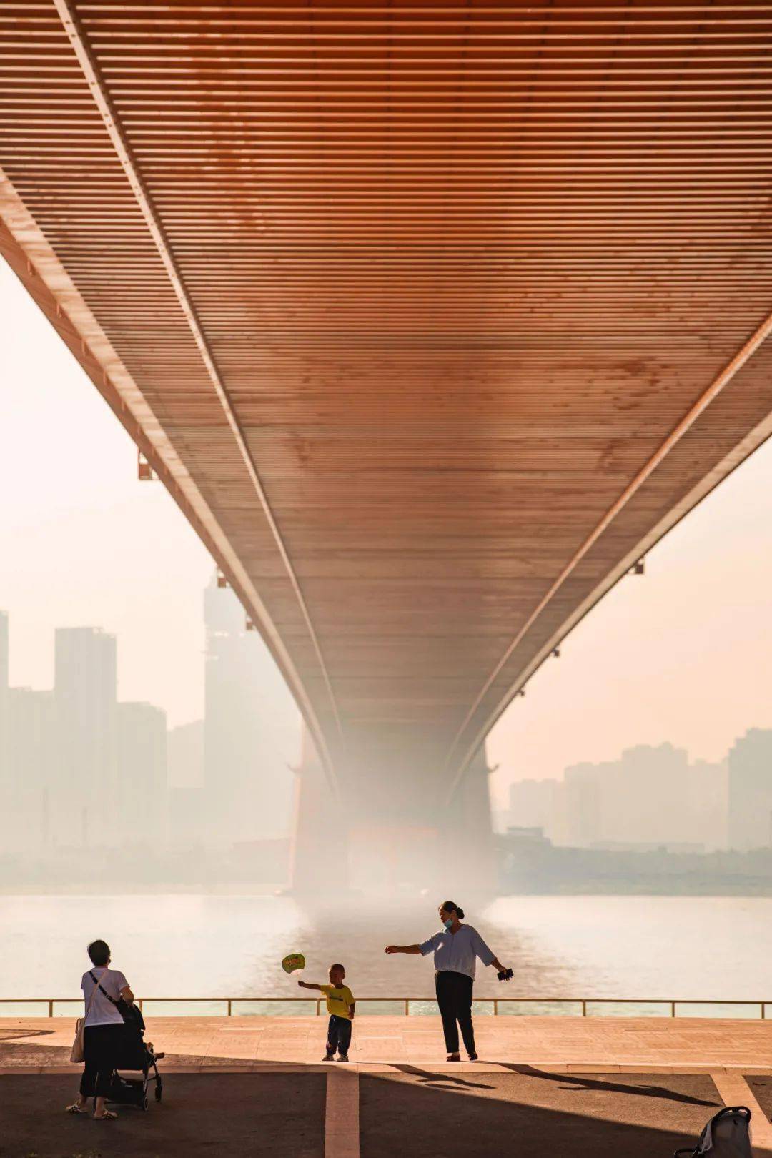 嘘超小众桥下最佳拍照点我只告诉你