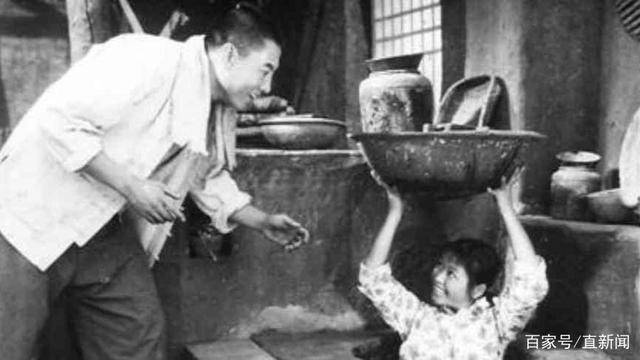 地道战老电影免费播放 9e630b78dc0f4ff989eaff2e66c14f78.jpeg