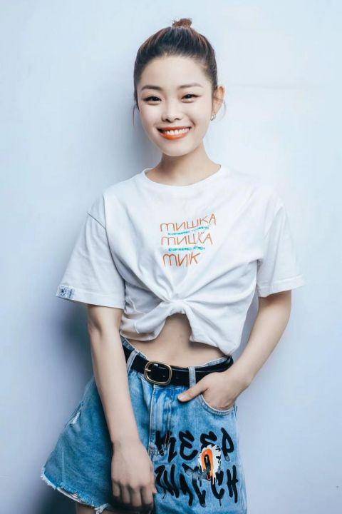 武林外传演员王莎莎 b6988e10abc4496196f136cbd153cab6.jpeg