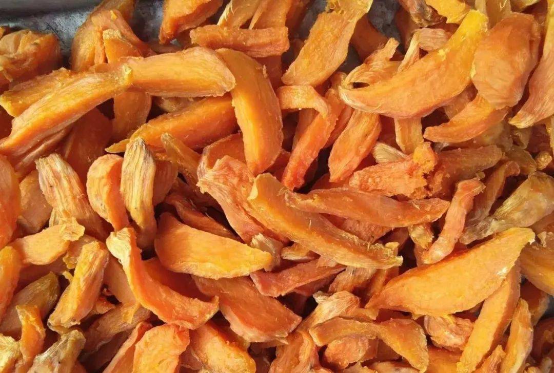 天气|邵阳农村晒红薯片的季节,童年时的回味!