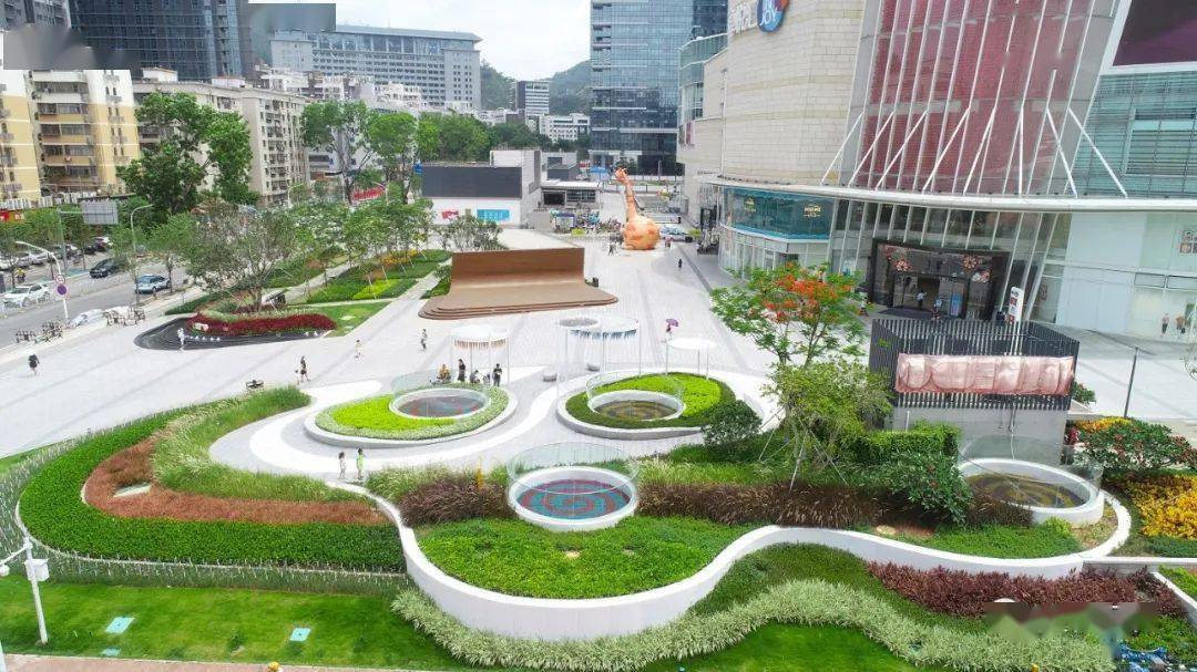 景观树池巧妙设计让园林更出彩