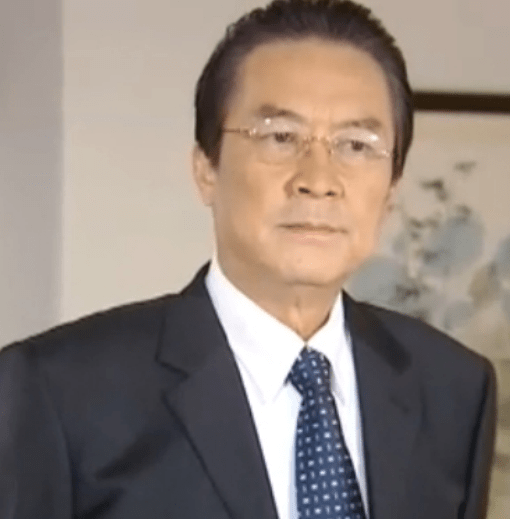 他被称为"反派专业户",照顾患癌妻子23年,因突发心梗猝死片场_黄达亮