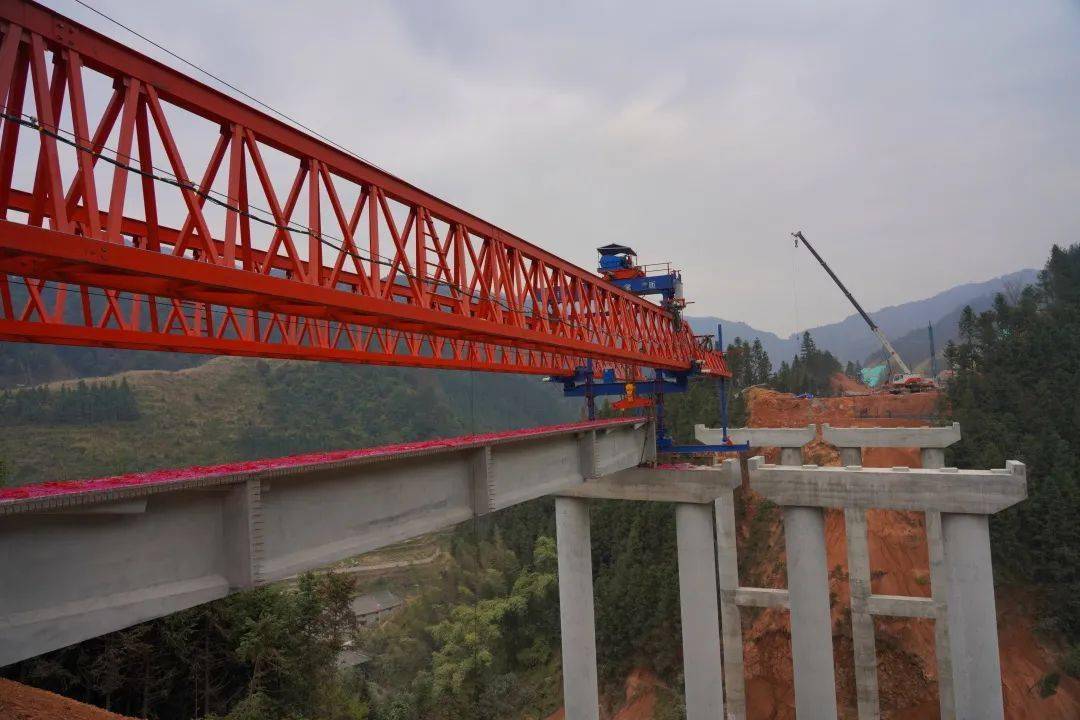 决战四季度龙城捷报传