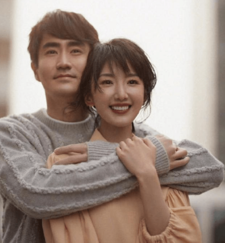 星二代杨玏与小十岁王玉雯恋情曝光网友却觉得她不如毛晓彤米露
