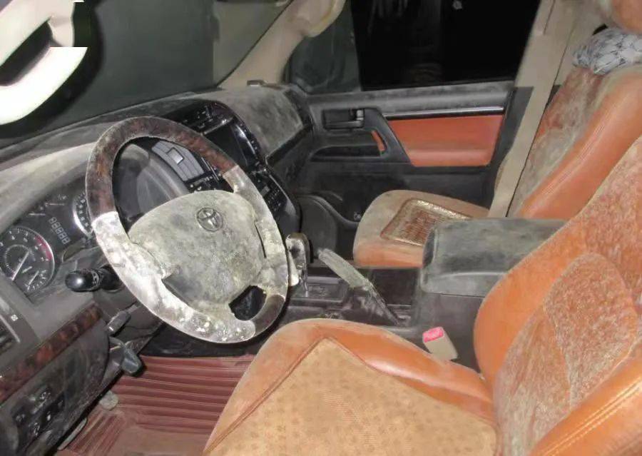 鲁qh2222丰田霸道任虹郡路虎任井民鲁qh888u别克任海昌拍卖