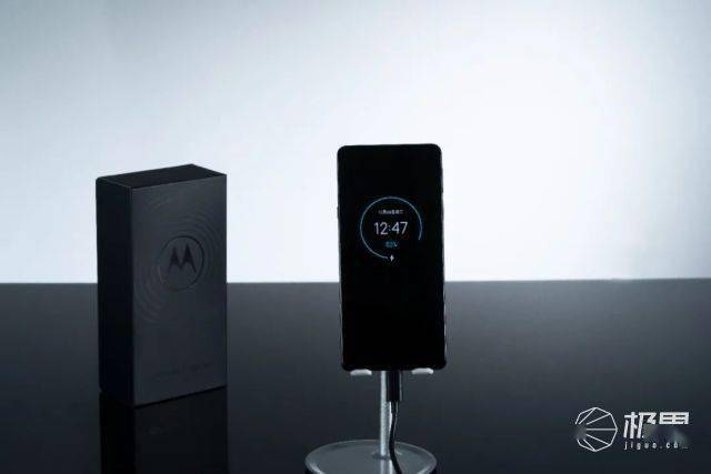 果君|2999起！跑分破百万，首发不翻车！moto edge X30上手体验