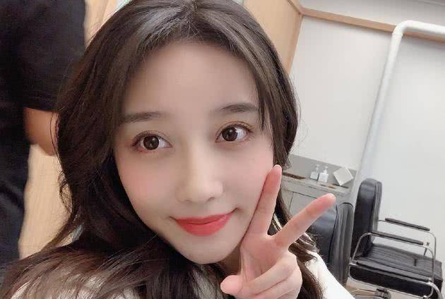 周艺轩前女友自曝二人恋爱往事不忿男方区别对待自己与现女友