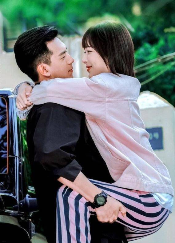 温婉甜美,童颜夫妇世纪婚礼来袭,选地超用心_韩商言_李明德_镜头感