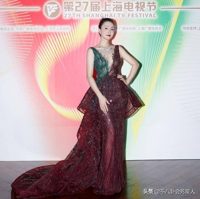 暗区突围物资透视挂_透视挂的英文_透视挂