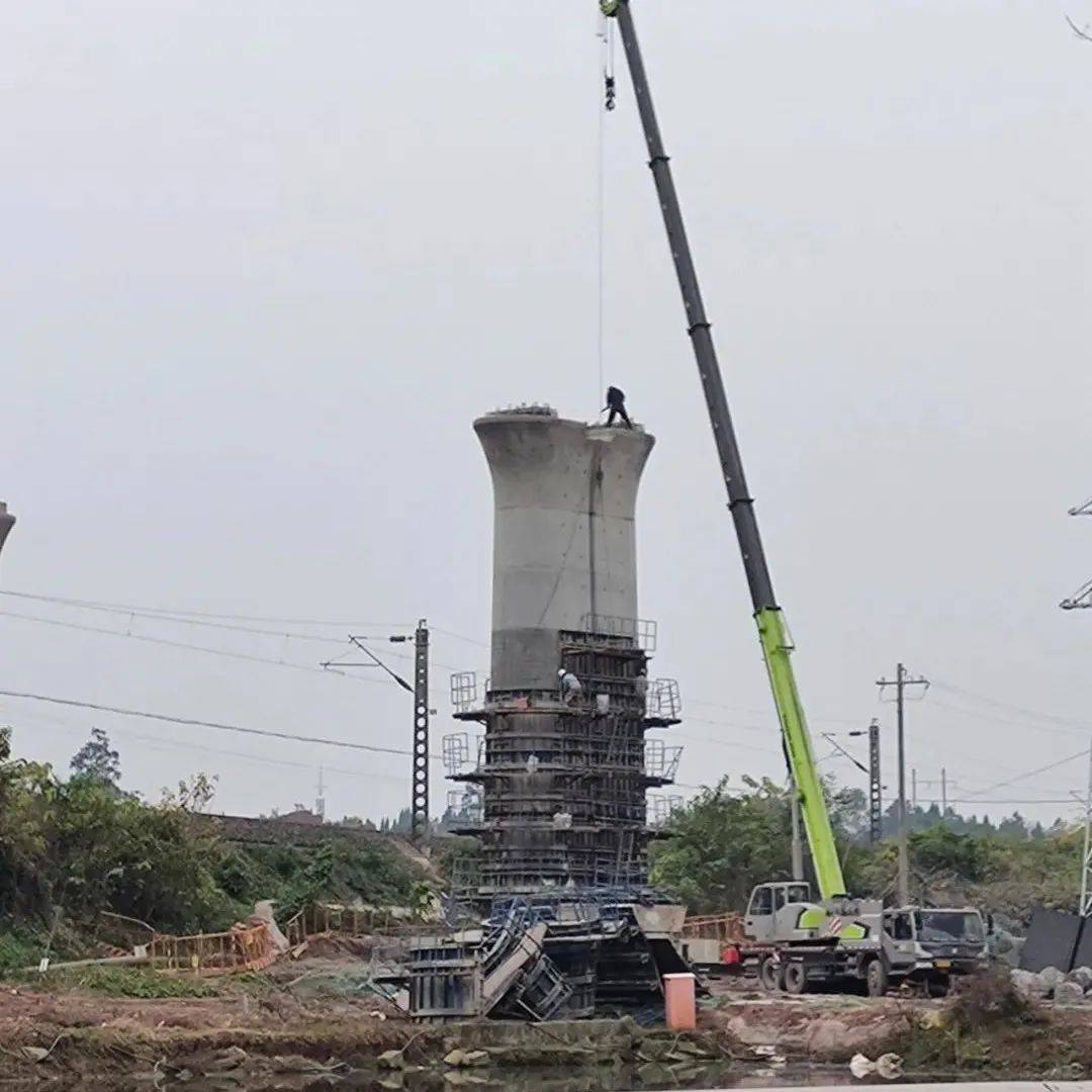 常泰长江大桥最新进展 全线首个承台顺利浇筑完毕_荔枝网新闻