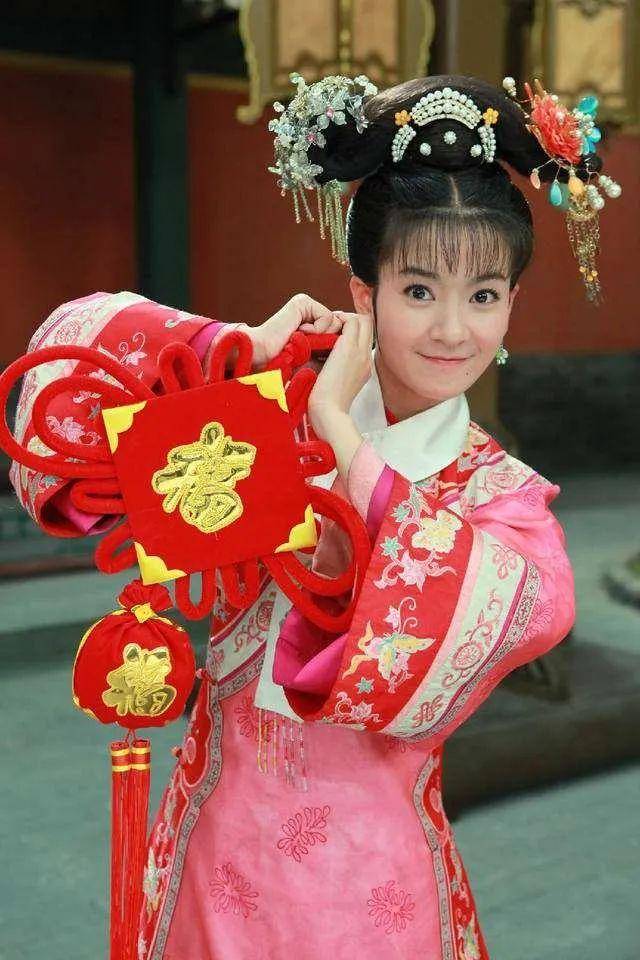 结婚五年似初恋:"小燕子"李晟,真有手段