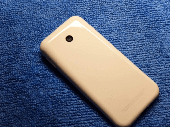 诺基亚 2014 款 Ion Mini 原型机曝光，搭载安卓 4.4.2 系统