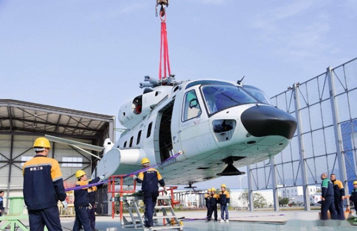 ac313a直升机重大改进多项先进技术使用外观酷似灰背脊