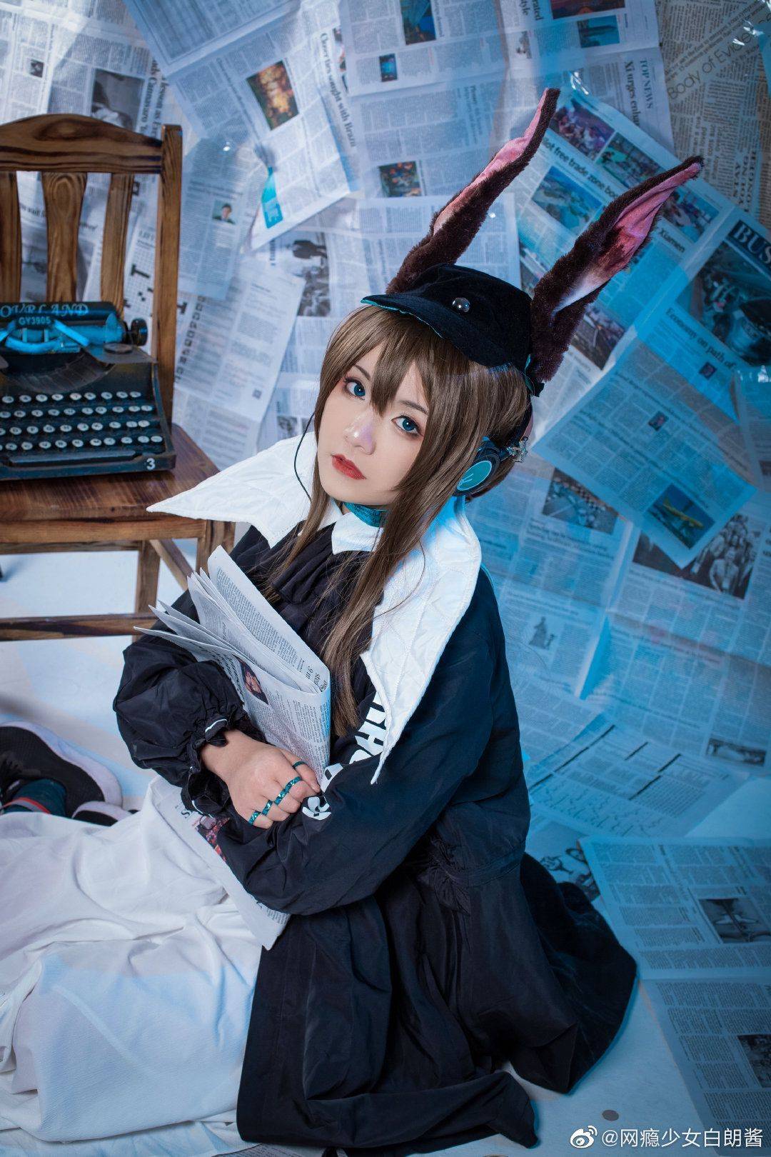 网瘾少女白朗酱明日方舟cos