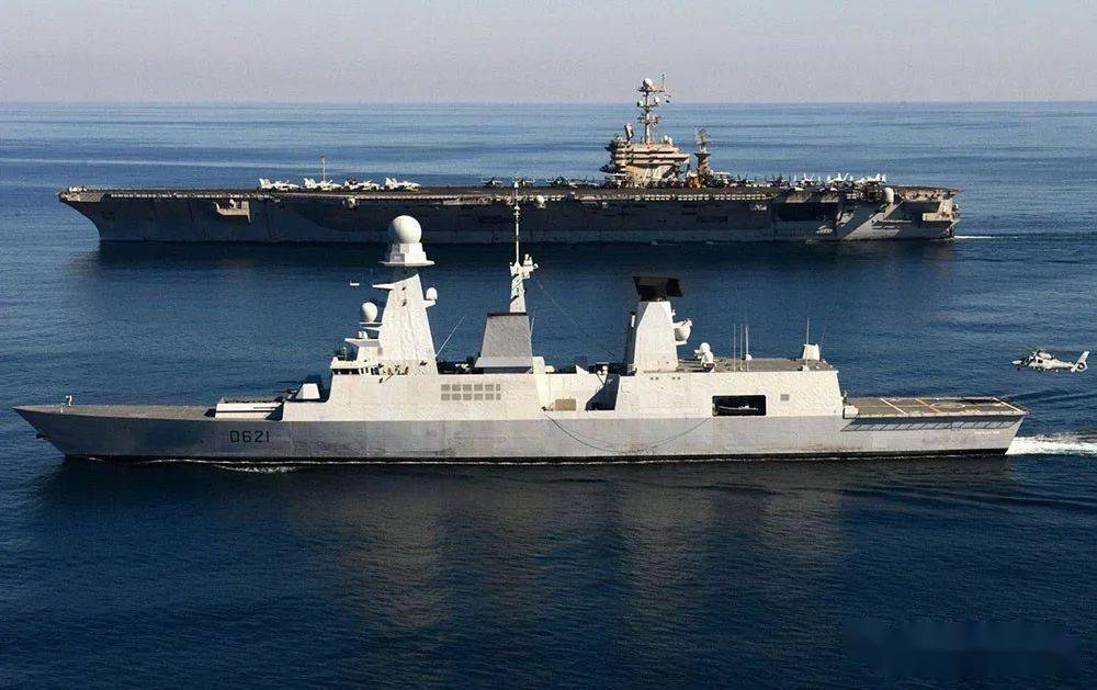 驱逐舰法国海军有3 7艘.