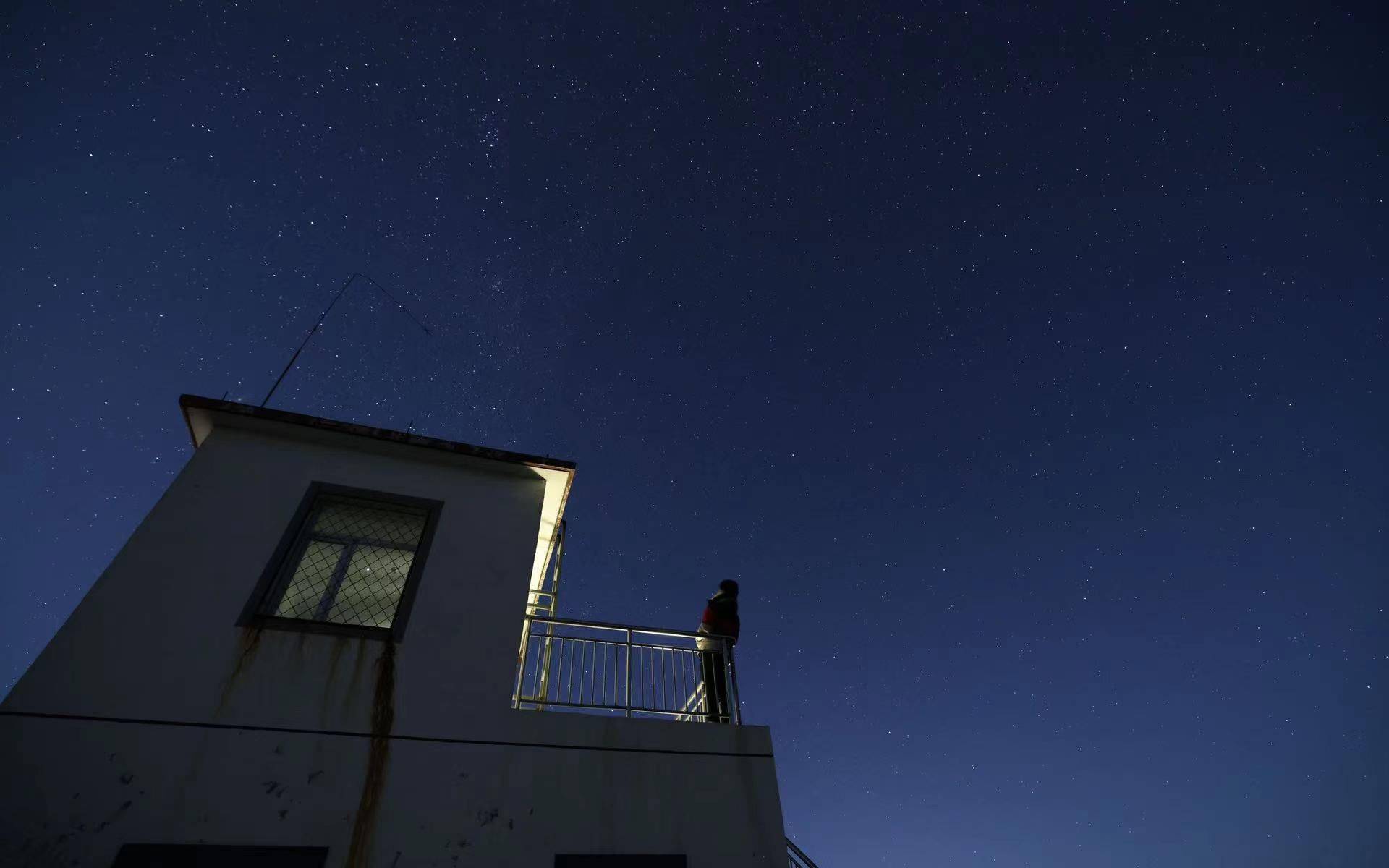 山区|喇叭沟门成热门星空观测地 爱好者们在零下十度山区拍流星雨