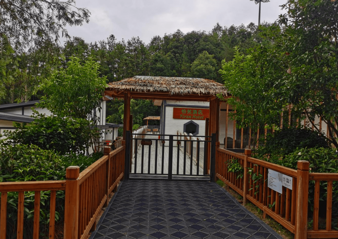 地址:上犹县陡水镇老电厂内山中来信·阳明湖畔民宿[ 简介 ]山中来信